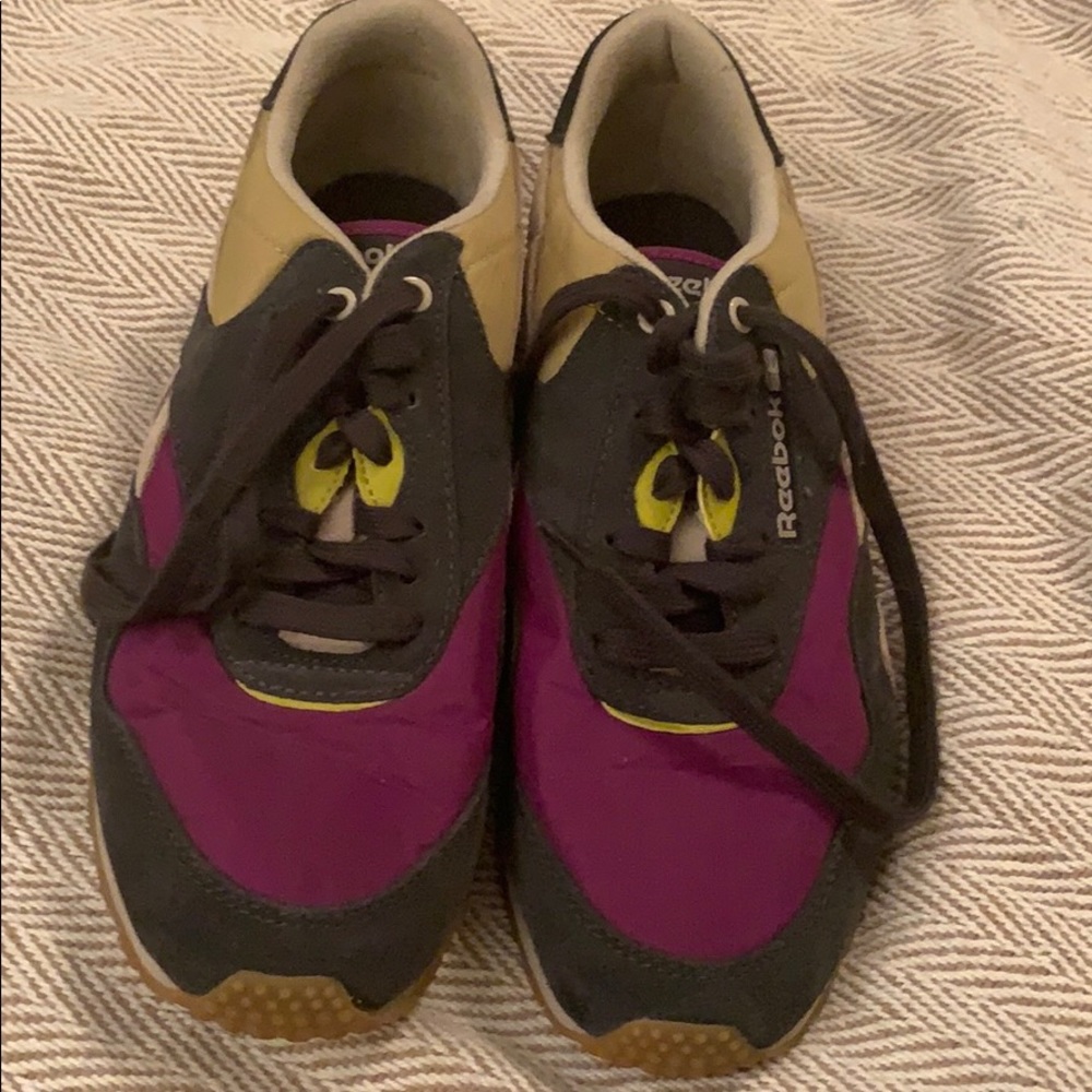 Reebok classic shoes